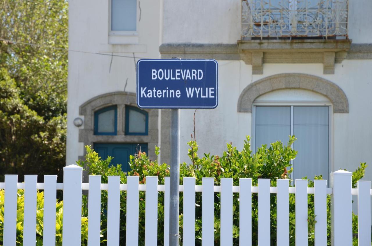 Votre Vue, La Mer, Les Bateaux !!! Wir Sprechen Flieben Deutsch, Touristentipps, We Speak English Concarneau Exterior photo